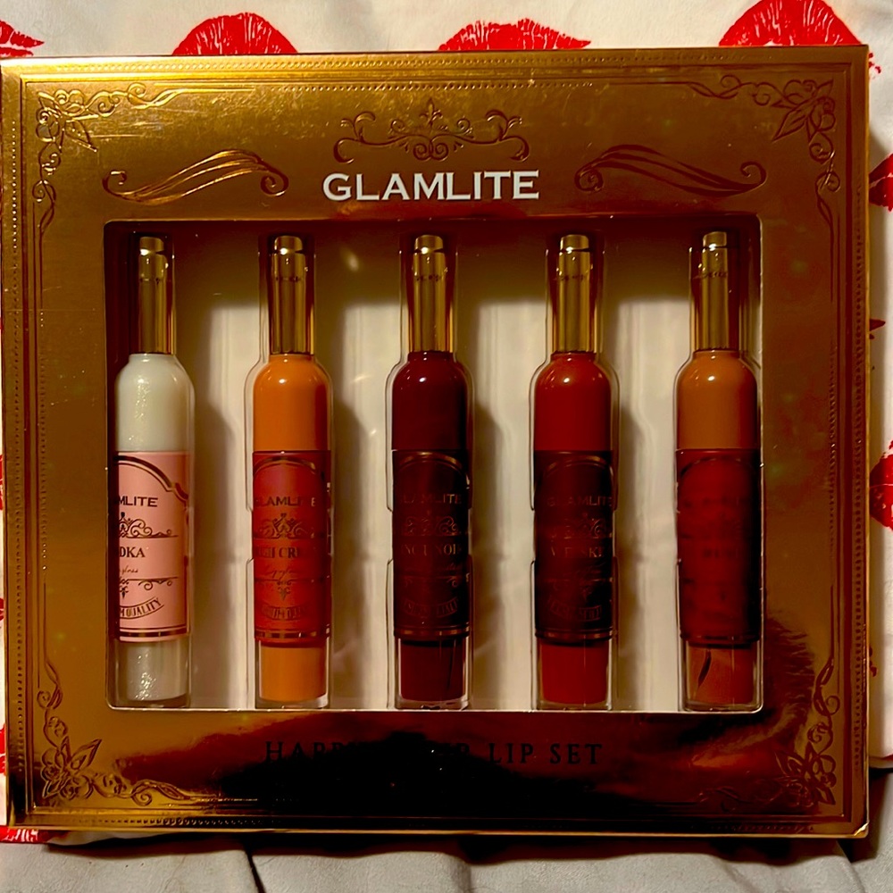 New happy hour lip set